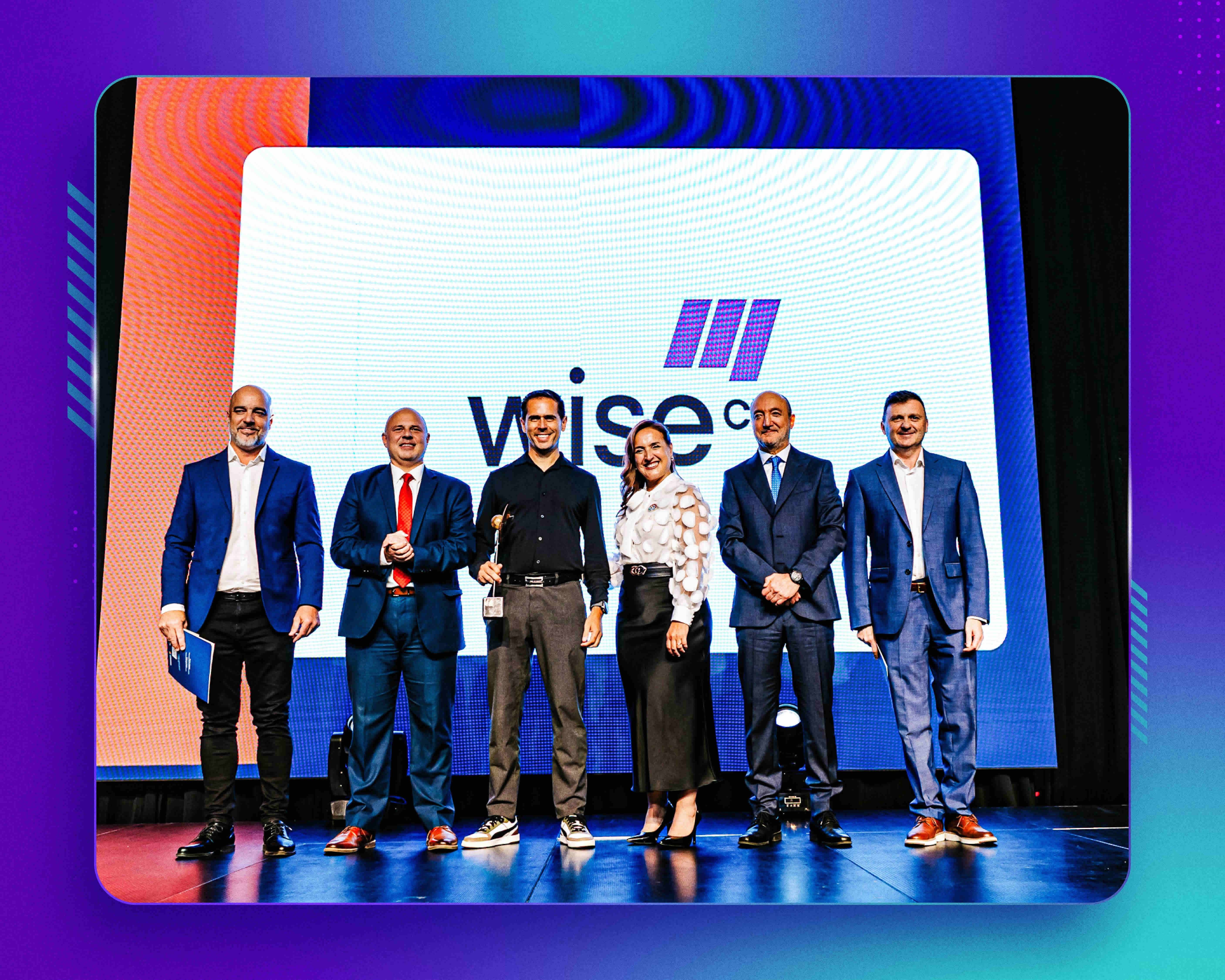 Wise CX reconocida con el Premio “Economía del Conocimiento” en los Premios Córdoba en el Mundo 2025